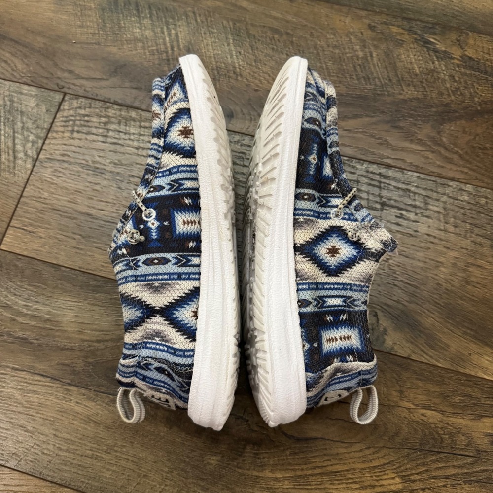Hey Dude Wally Youth 6 Blue Multi Aztec Southwestern Slip On Loafers Womens 7.5 - Picture 4 of 8